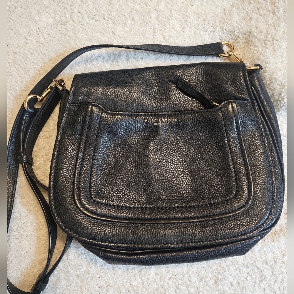 Black Leather Marc Jacobs Crossbody Bag with adjustable straps
